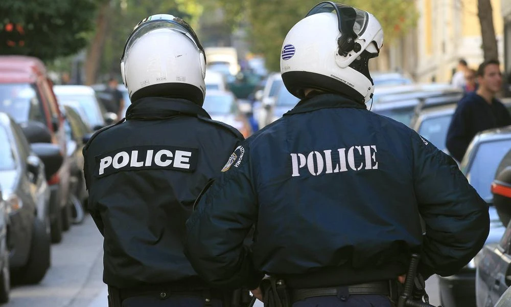 Στα "δίχτυα" της αστυνομίας συμμορία η οποία διέπραττε απάτες σε βάρος ηλικιωμένων